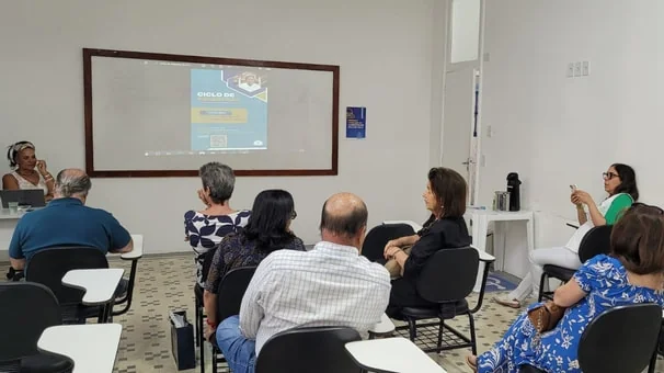 Chef Tereza Paim realiza palestra na FSC sobre a história da culinária na Bahia 